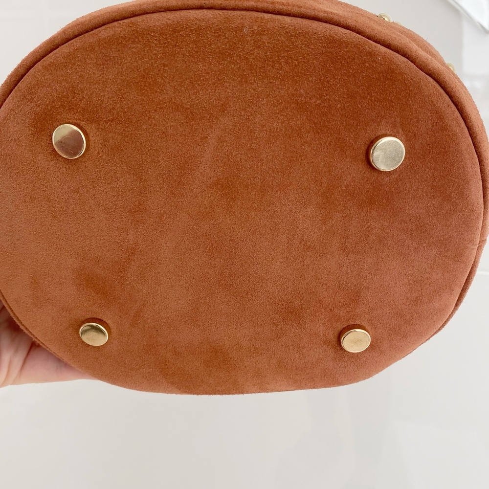 sézane • hope rosewood pink blush studded suede chain bucket bag - Picture 9 of 10